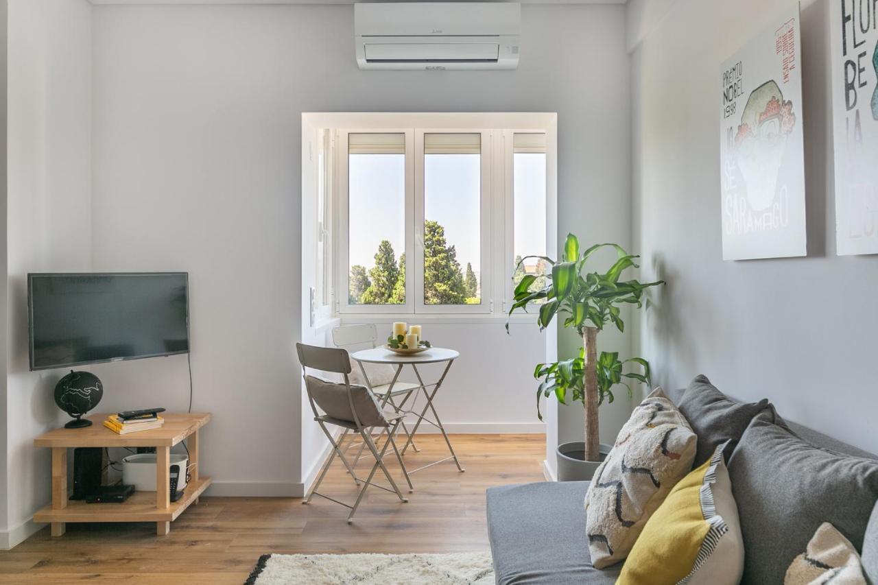 Spacious Apt Campo D'Ourique With Ac ลิสบอน ภายนอก รูปภาพ